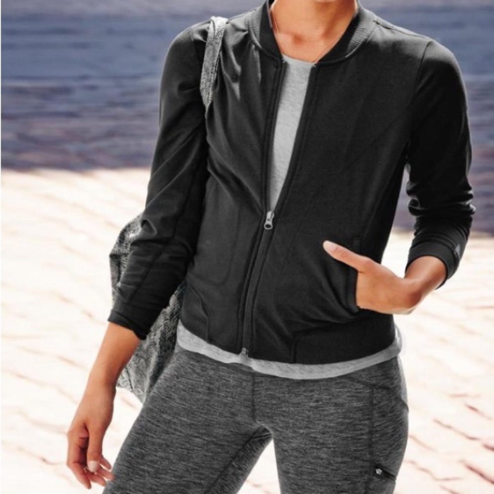 Athleta | Black Bombtastic Jacket Size Medium